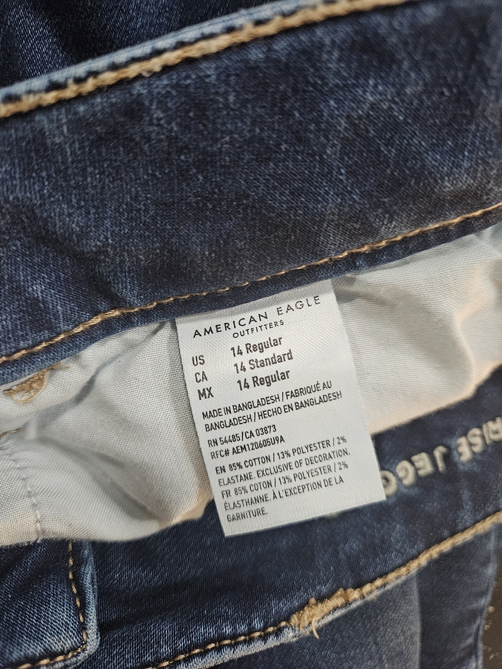 American Eagle Hi-Rise Jegging Jeans - Picture 8 of 8